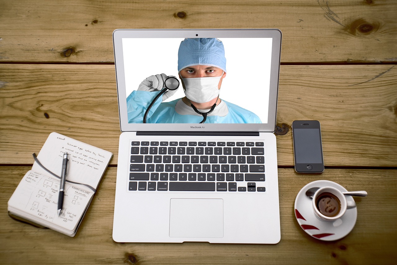 telemedicine, doctor, laptop-6166814.jpg
